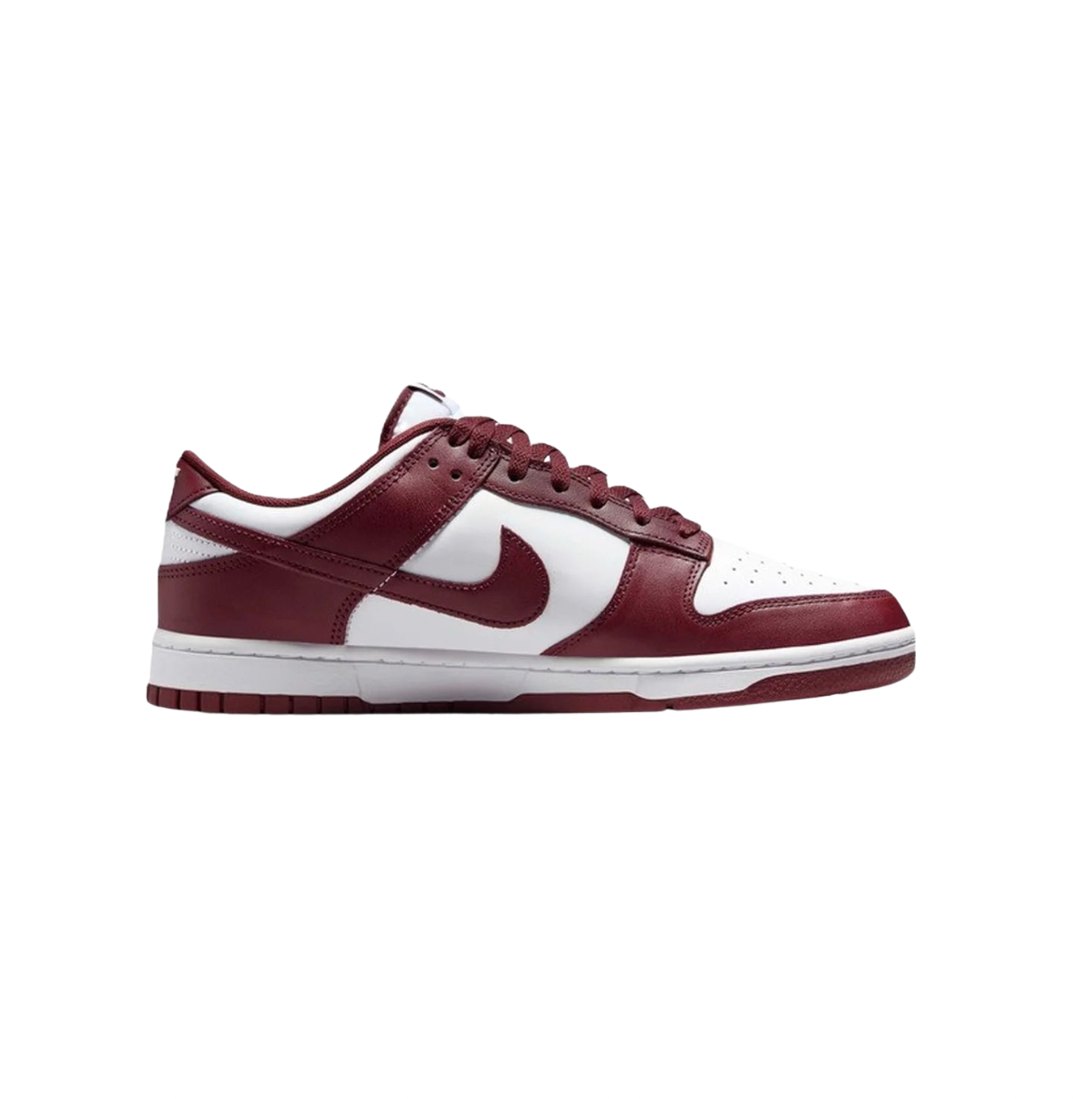 Nike Sb Dunk Low in White/burgundy